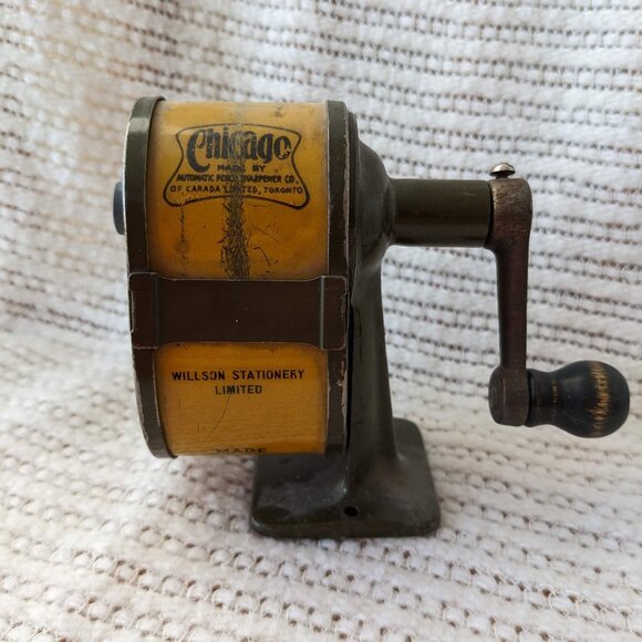 Vintage 50s Chicago Pencil Sharpener Celluloid Cover Desk Mount - Picture 1 of 7
